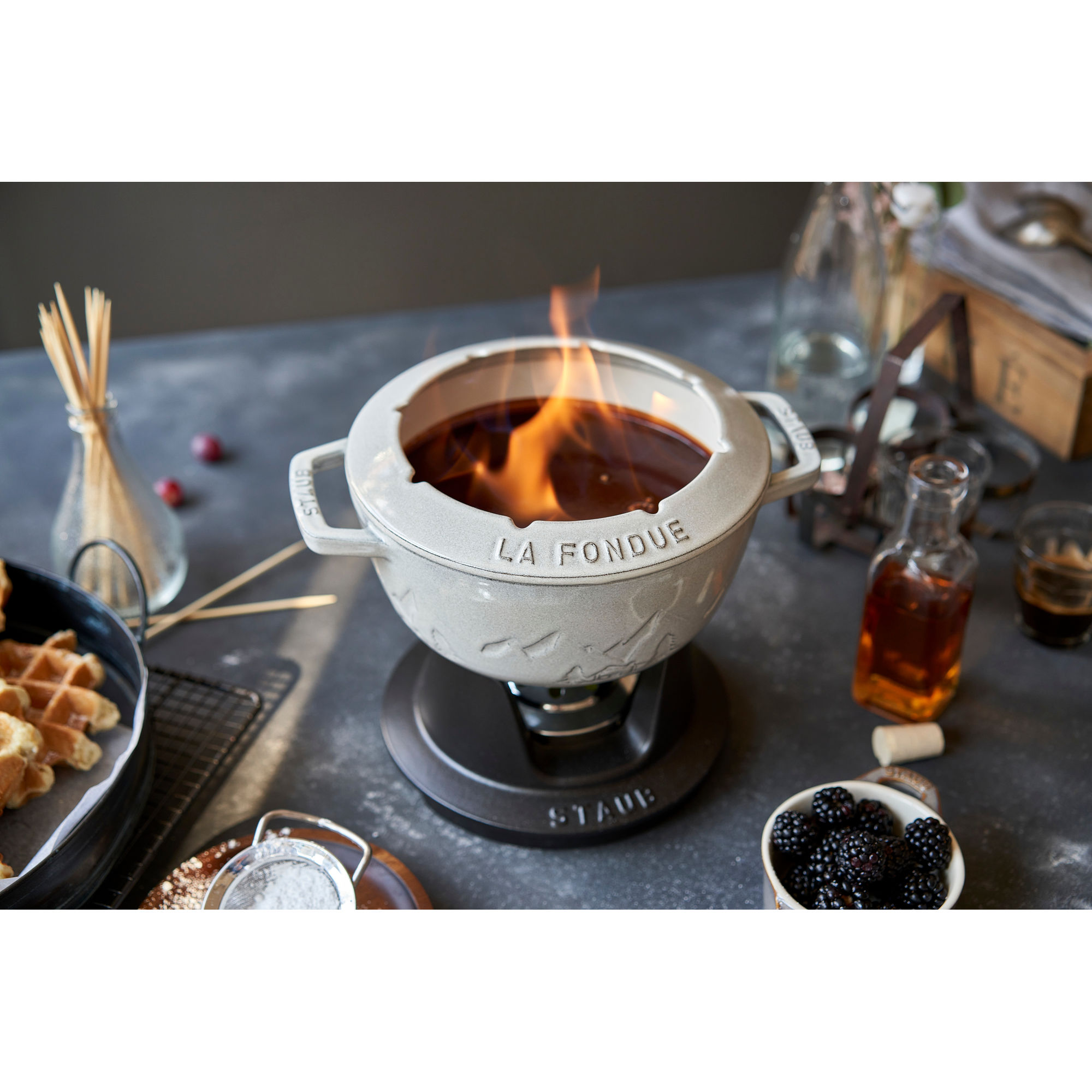 Staub 1400423 Mini Chocolate Fondue Set, 10 cm, Matt Black